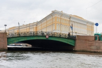 Pevchesky Bridge