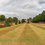 1569-panorama-hampton-court-park.jpg