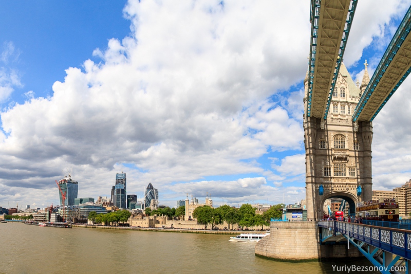 2057-panorama-a-view-from-tower-bridge.jpg
