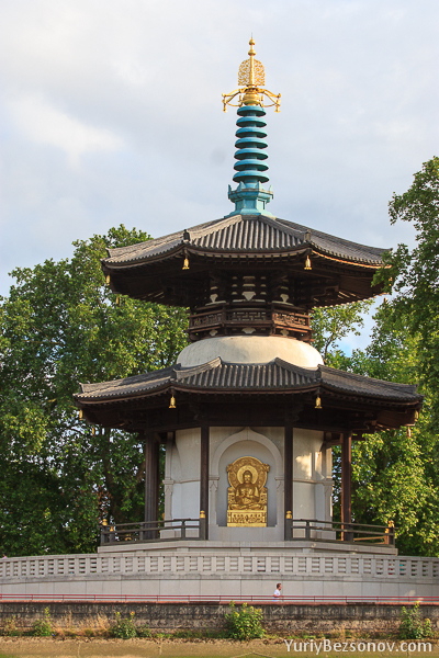 Peace Pagoda in Battersea Park
