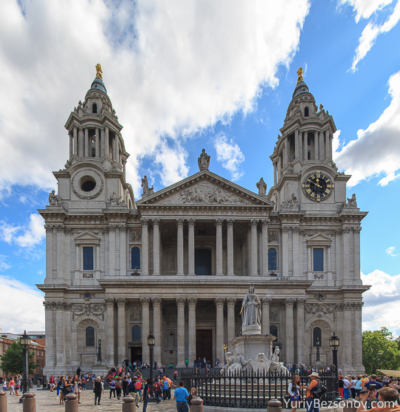 1982-panorama_st-paul-cathedral.jpg